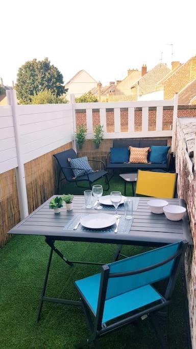 Le Chat Bleu - 26M2- Terrasse Sur Les Toits - Wi-Fi Амьен Экстерьер фото
